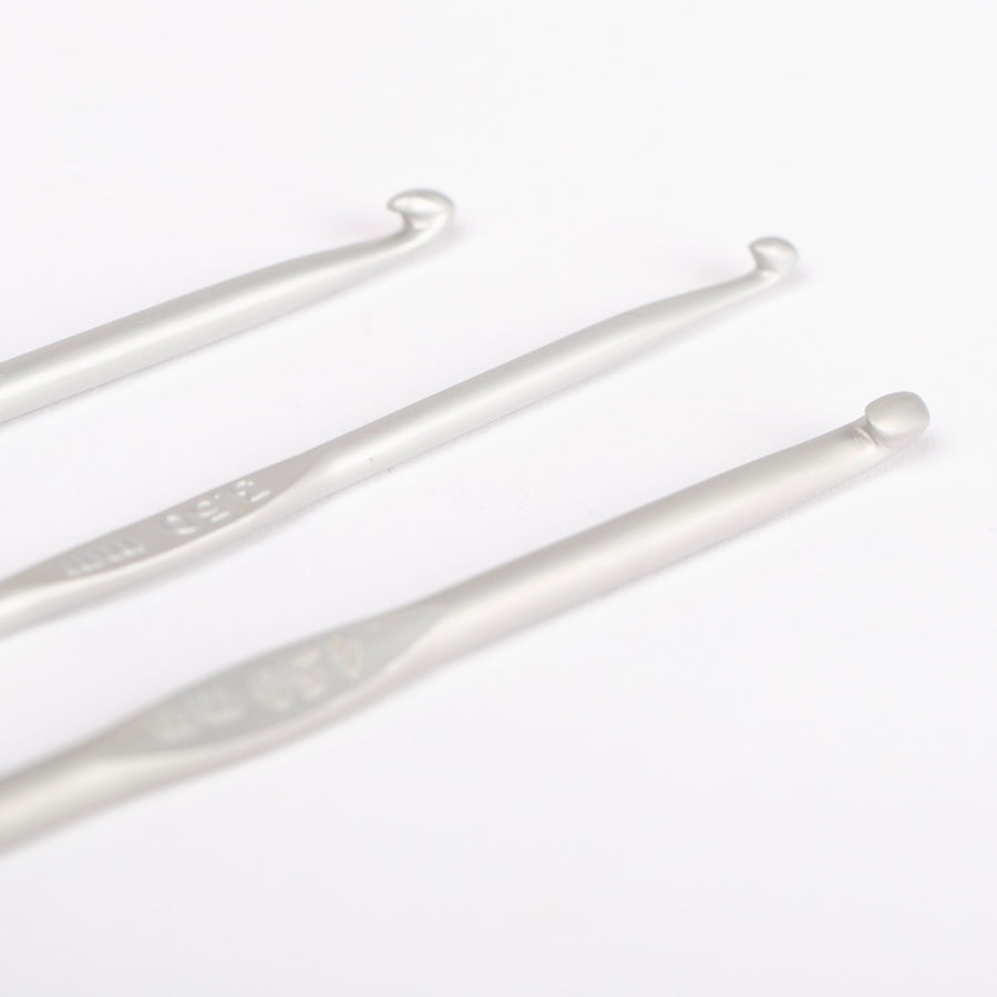 Häkelnadel 2-5mm Aluminium 15 cm  DROPS Basic